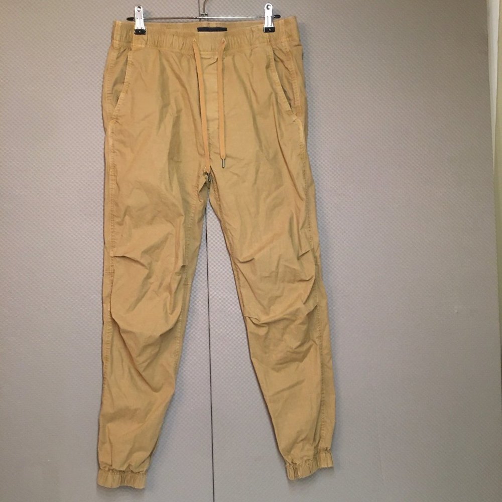 AMERICAN EAGLE Men's Next Level Flex Khaki Jogger Pants - Size Small